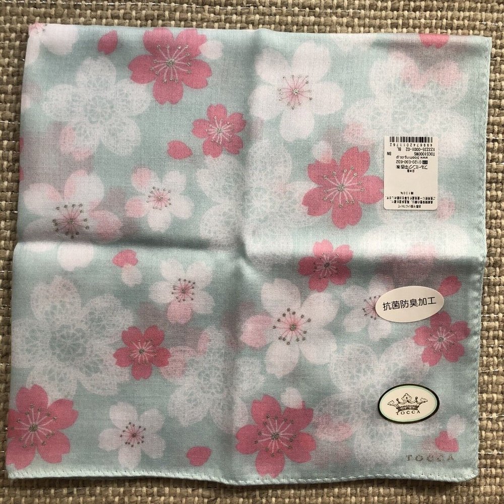 New Tocca Handkerchief Scarf Wrap Sakura Cherry Blossom Flower Petals Mint Green